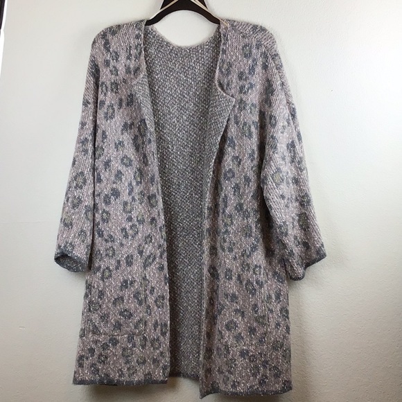 Democracy Reversible Sweater - Picture 6 of 8